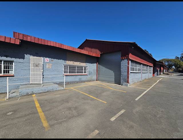 297M² FACTORY TO LET IN ANDERBOLT